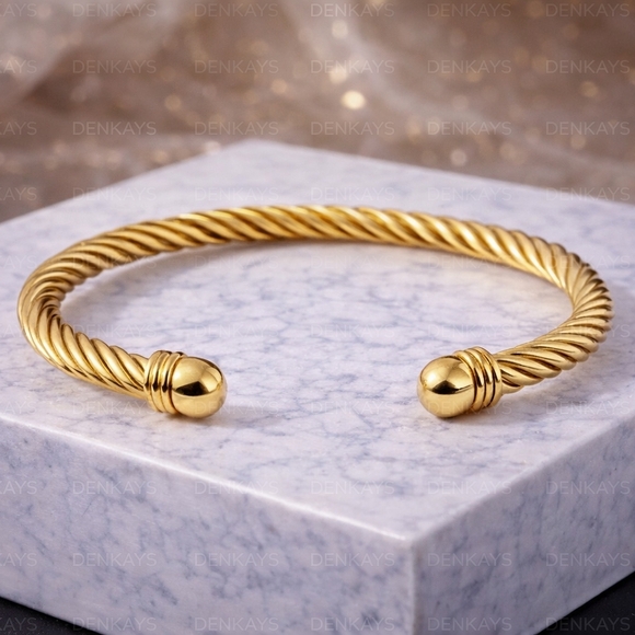 Elegant Gold Twisted Bangle Bracelet - Picture 2 of 7